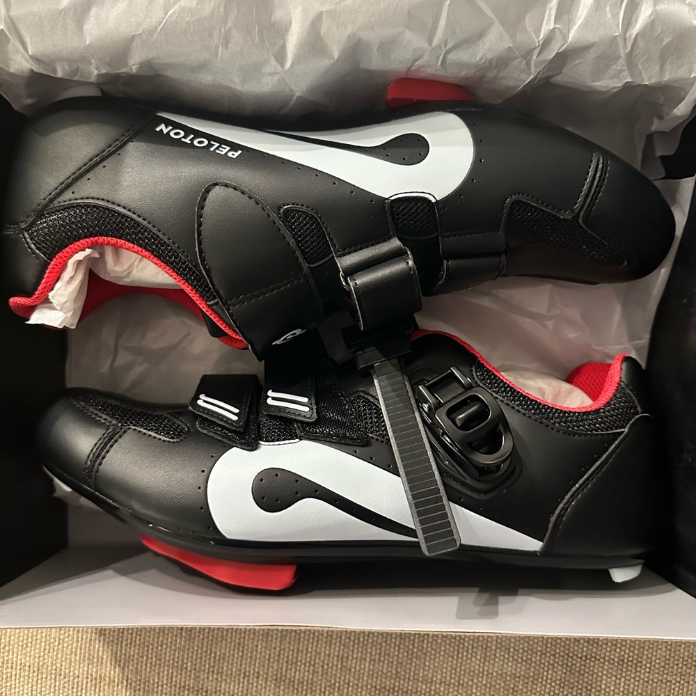 Peloton Shoes Men’s Size 43